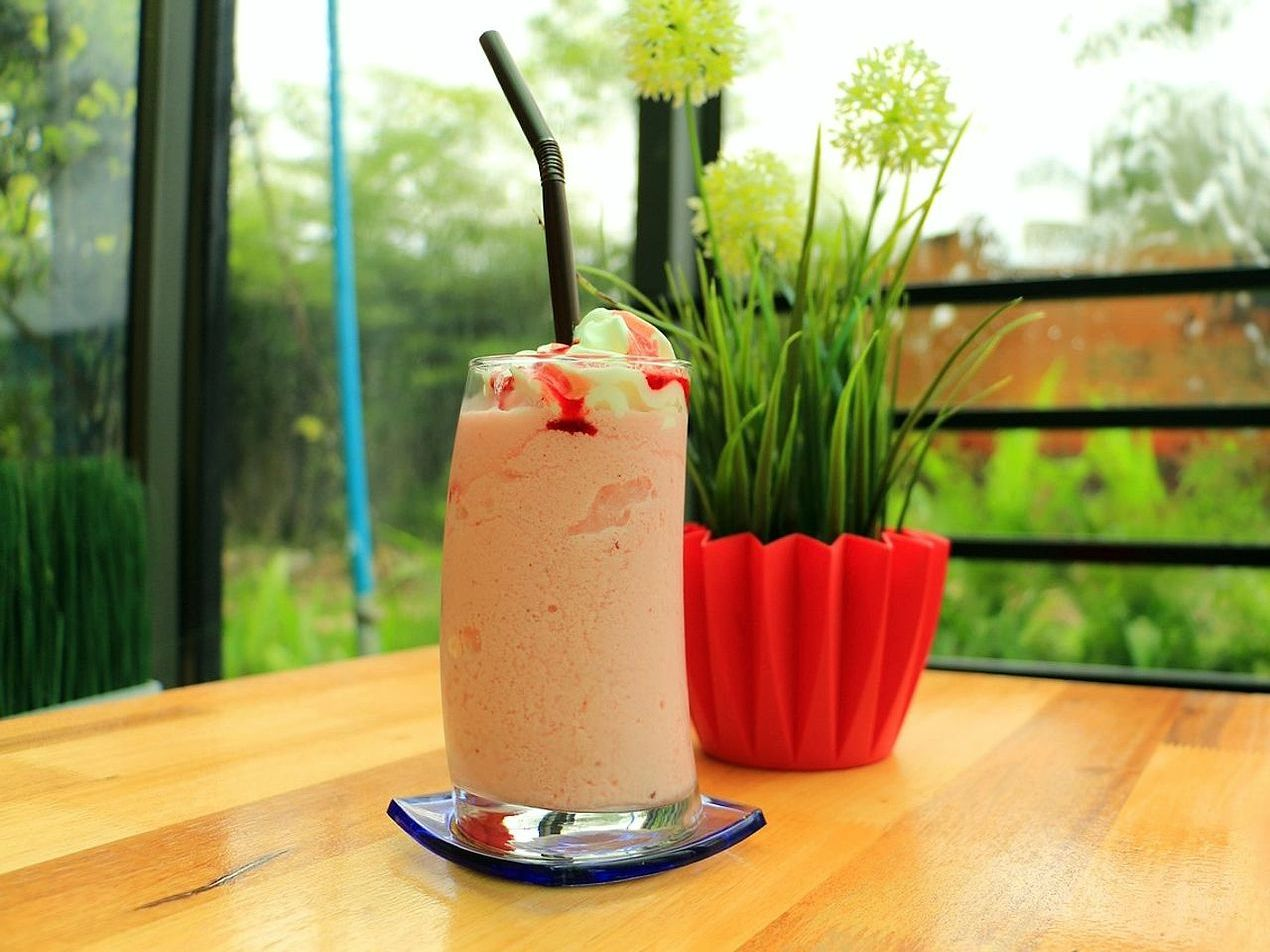Frutas frescas licuadas cada día